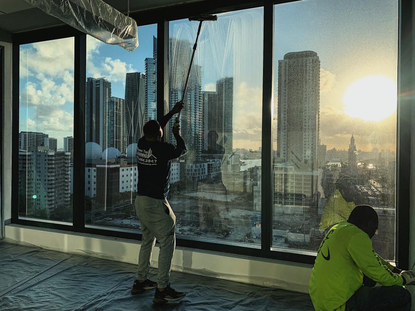 Commercial Window Cleaning Miami | Top Cleaning Service